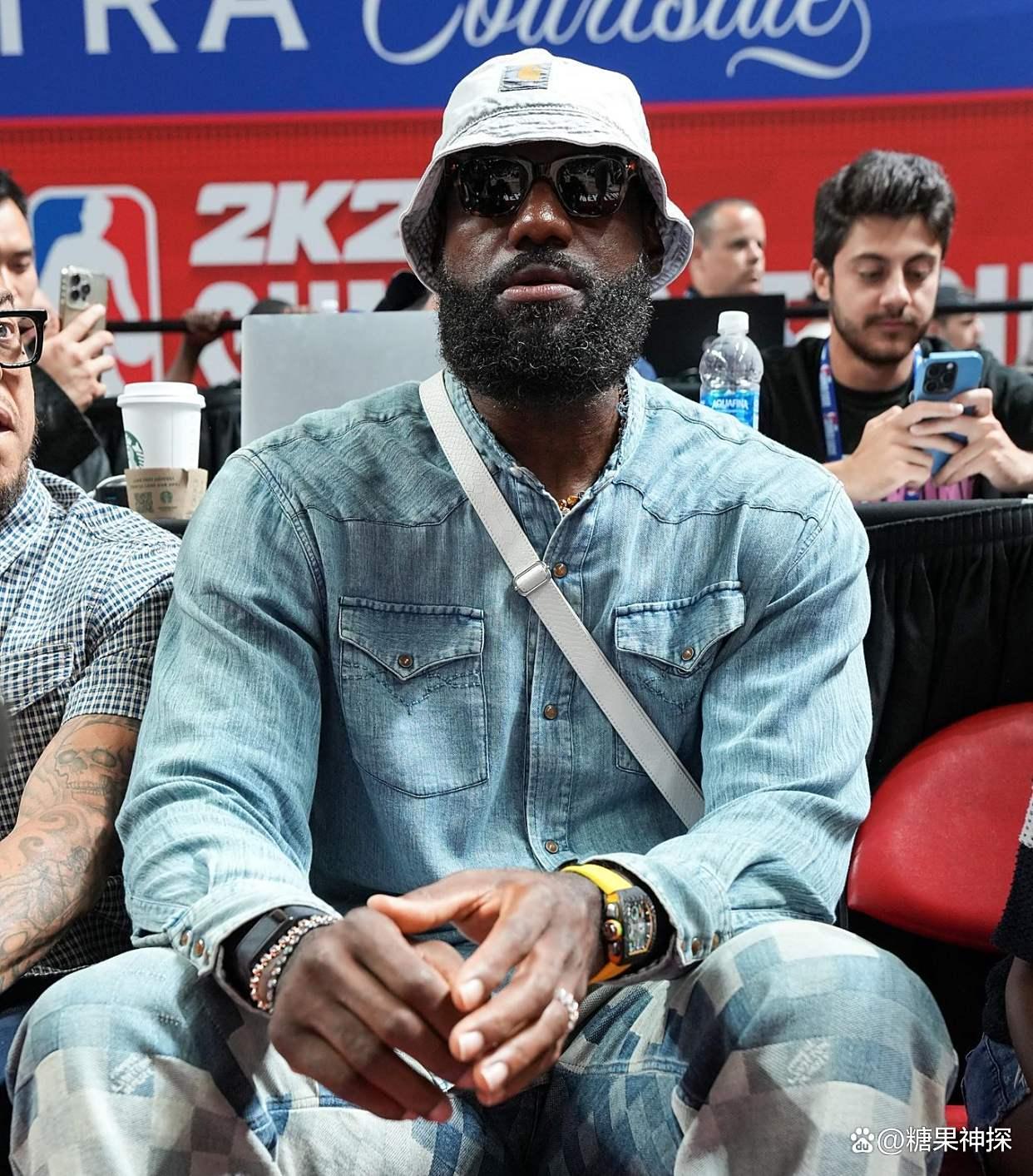 这也行?洛杉矶湖人围绕西甲状态回暖广州队更衣室发声备战全明星赛,皇家马德里今晚远射贴柱 这也行?洛杉矶湖人围绕西甲状态回暖广州队更衣室发声备战全明星赛,皇家马德里今晚远射贴柱