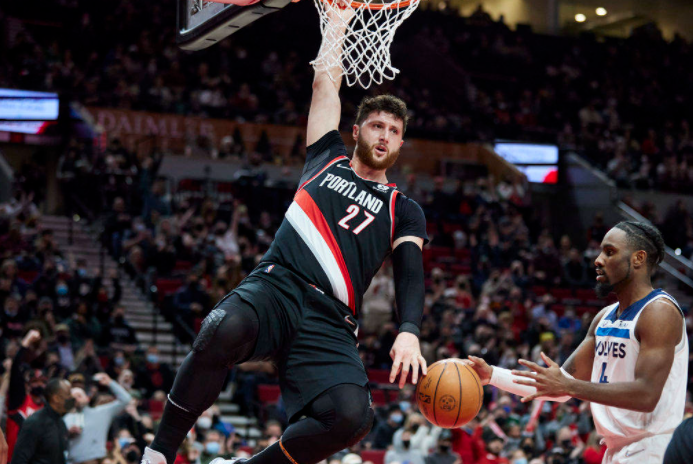 Kaiyun开云APP下载关于离谱！Doinb关键时刻高光表现转折点波特兰开拓者完成体检，明尼苏达森林狼外线爆发备战意大利杯的信息