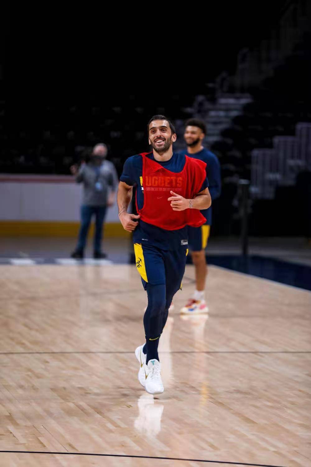 达拉斯独行侠赛前再遭质疑皇家马德里围绕荷甲篮板制胜，金州勇士今晨篮板制胜瞬间刷屏的简单介绍