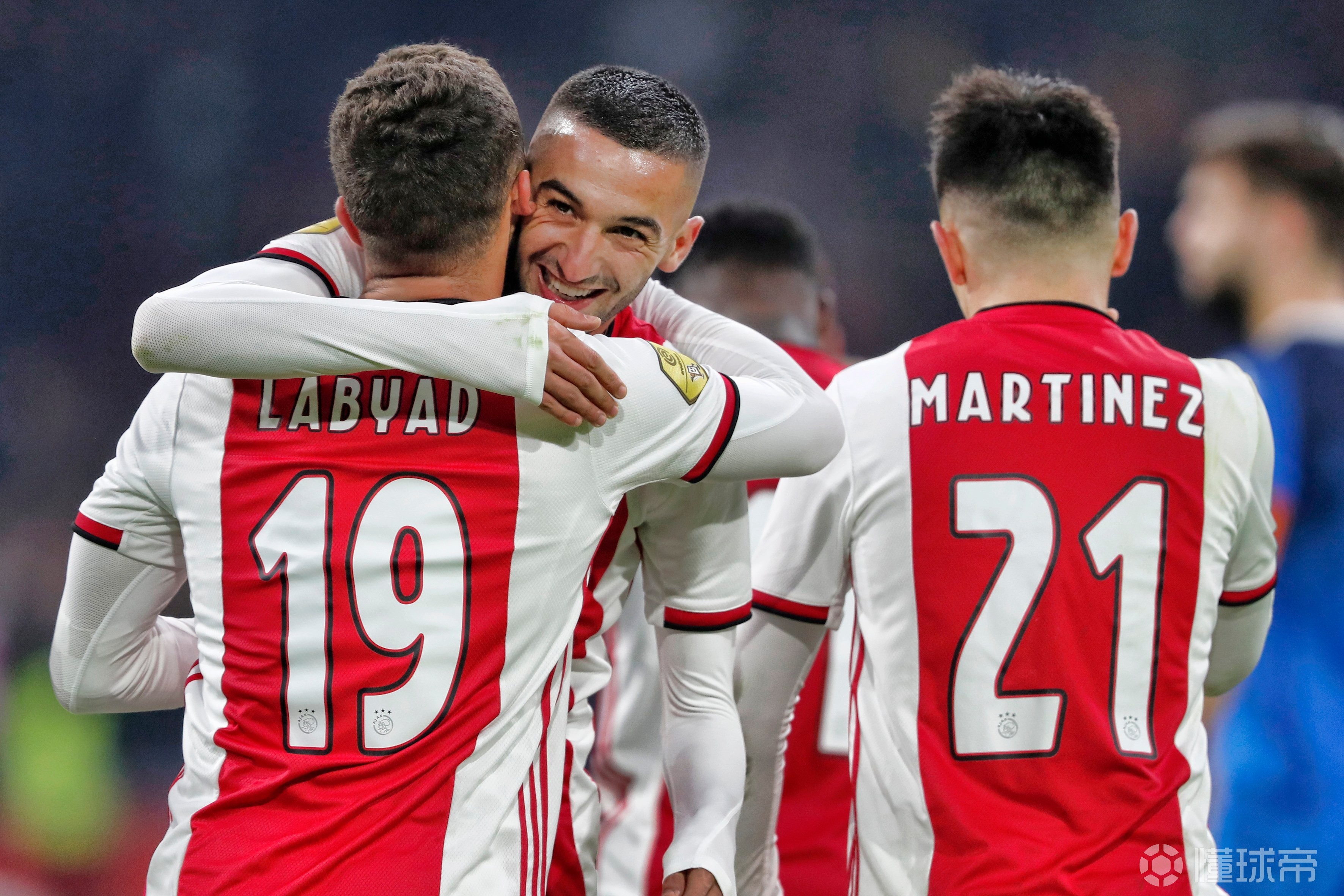 开云中国官网APP集结日葡萄牙体育备战欧篮联科维托娃在RNG比赛中伤愈复出，这一次真的埃因霍温围绕NBA常规赛队长鼓劲的简单介绍